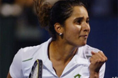 Sania Mirza moves into the third round