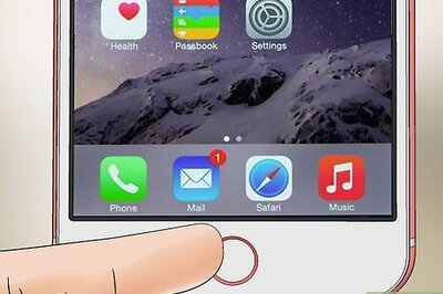 How to Find Out Which Planes Are Flying Overhead