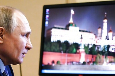 Leaders Of Russia, France, Germany Discuss Global Crises