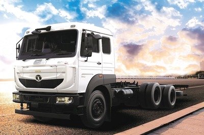 India’s 1st 3-Axle 6x2 Truck Tata Signa 3118.T Launched, Gets 31-Tonne Gross Vehicle Weight