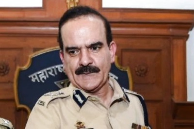 Maha CID Asks Param Bir Singh to Appear Before it for Probe in Extortion Cases Against Him