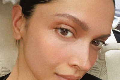 Deepika Padukone Flaunts Her Glow After Badminton Session, PV Sindhu Poses a Question