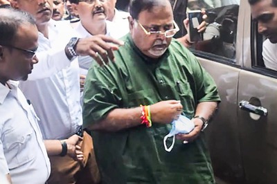 Job 'Security': 10 Relatives of Partha Chatterjee’s Bodyguard Beneficiaries of SSC Scam?