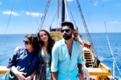 Vicky Kaushal Poses With Tripti Dimri And Farah Khan In Breathtaking Pic From Croatia