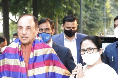 'No Need to Join, Already With Her': Subramanian Swamy Meets CM Mamata Banerjee in Delhi