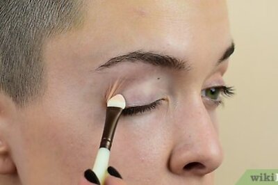 How to Do Black Smokey Eyes