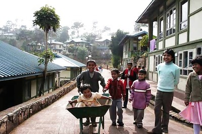 Advertorial: Gift a childhood!