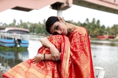 Mouni Roy Channels Her Inner Spiritual Side in Kerala, See Her Photos