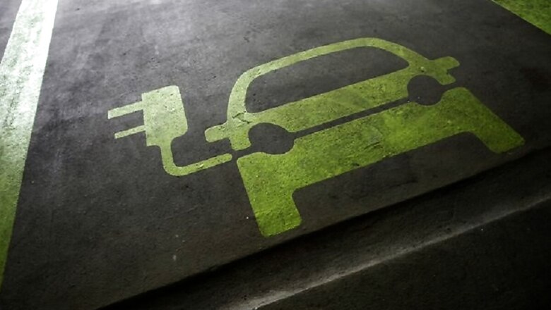 Tata Power Partners With HPCL to Set Up EV Charging Stations at Petrol Pumps in India