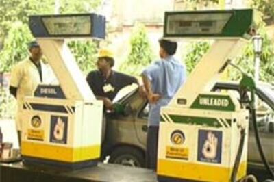 Rupee lifts, oil prices lift on Russian offer