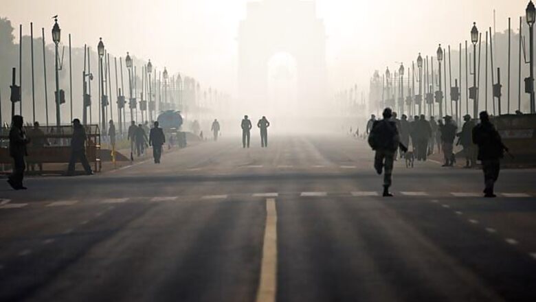 Over 50, 000 security men to guard Delhi on Republic Day