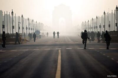Over 50, 000 security men to guard Delhi on Republic Day