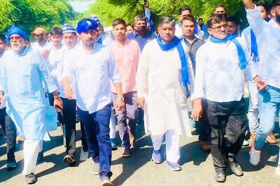 'Give Them 'Y' Security or I'll Take Them Home': Stopped Twice, Bhim Army Chief Meets Hathras Rape Victim's Family