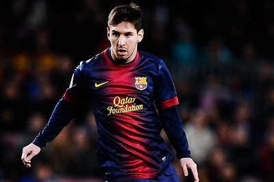 Barcelona eye league boost from in-form Messi