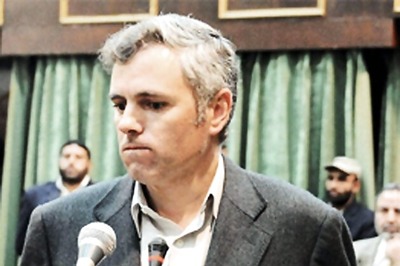 Omar hits out at Sharif, BSF asked to retaliate strongly