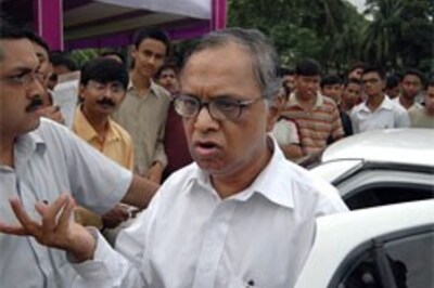 Murthy sorry for 'insulting' anthem