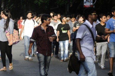 ABVP Members Protest in JNU Over Preventing Hostel Mess Workers from Preparing Food