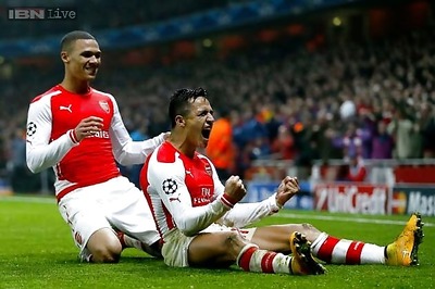 Arsenal reach 15th straight Champions League knockout round
