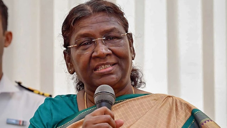 Indians Purchased Over 21 Crore Vehicles in Last 10 Years: President Droupadi Murmu