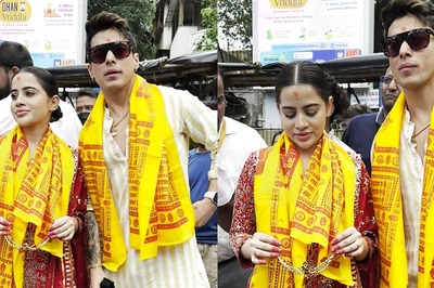 Ganesh Chaturthi 2023: Urfi Javed And Pratik Sehajpal Seek Blessings At Siddhivinayak Temple
