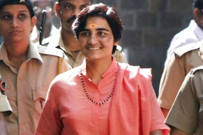 I Openly Challenge Enemies of Our Country: Pragya Thakur Says Ready to Contest Against Digvijaya Singh