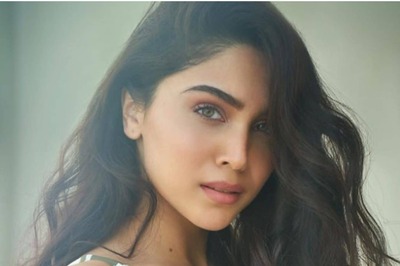 Sharvari Wagh Radiates Regal Glow in This Golden Lehenga