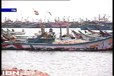 Sri Lankan Navy arrests 15 Indians despite assurance to resolve fishermen issue
