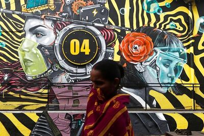 Mumbaikars to Now be Challaned for No Masks as Uddhav Gives Maha 15 Days Before Lockdown Decision