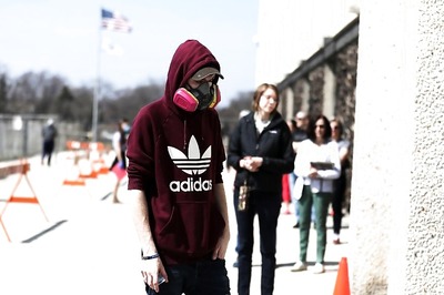 In Letter to White House, Scientists Say Novel Coronavirus Won't Go Away With Warmer Temperature