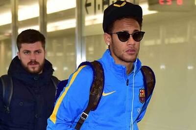 Neymar untarnished by transfer scandal