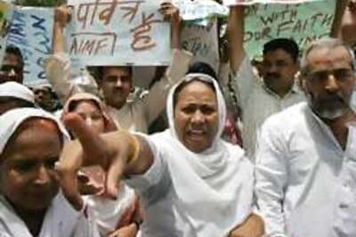 Lahore temple gone, says panel