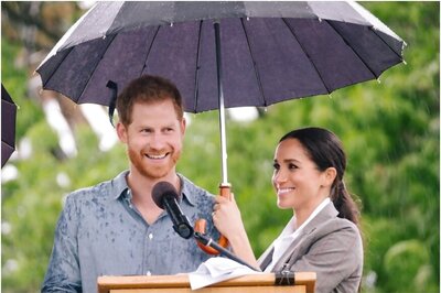 New Video Shows Meghan Markle in 'Saree' During Her India Trip