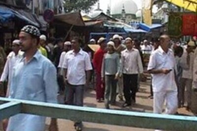 Work toughens for Mumbai cops during festival season