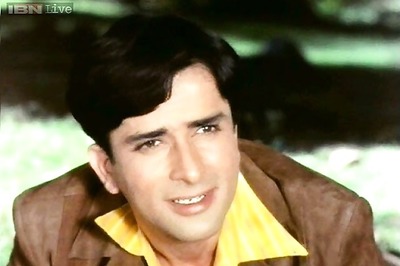 Amitabh Bachchan records video message for Shashi Kapoor