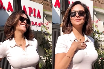 Esha Gupta Flaunts Her Curves In Stylish Casuals, Gets Papped In The City; Video Goes Viral