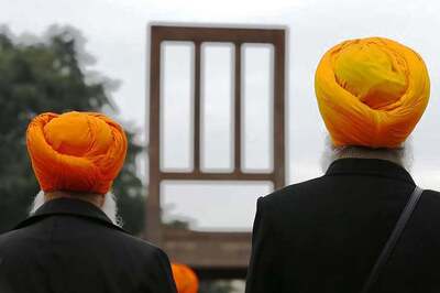 No Exception on Helmet Rules for Sikh Workers: Canadian Court