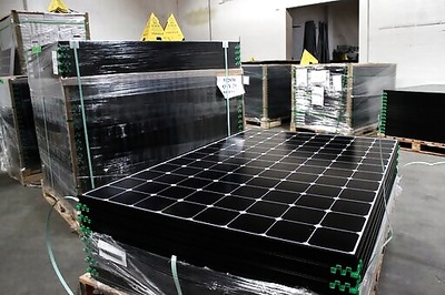 Investors See Green Returns As Renewable Energy Rises