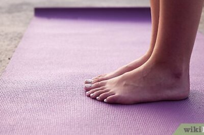 How to Do a Mountain Pose in Yoga