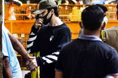 Hansal Mehta, Pooja Bhatt 'Express Solidarity' With Shah Rukh Khan After Son Aryan's Arrest in Drug Case