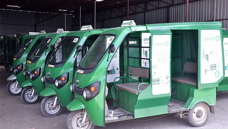 Toto Rickshaw Drivers' Association Offers Free Rides to Poor Students in Siliguri on Secondary Exam Days