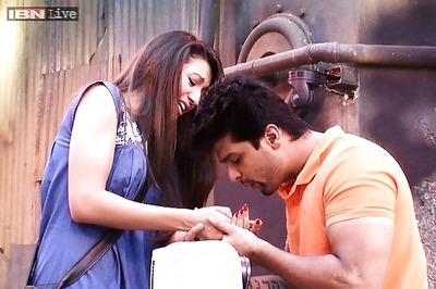 Bigg Boss 7: It's official! Kushal and Gauahar are a couple