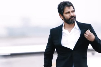 Happy Birthday Chiyaan Vikram: Dhruva Natchathiram New Teaser is His Perfect Gift