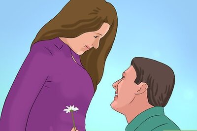 13 Ways to Be a Romantic Husband & Show Your Wife You Care