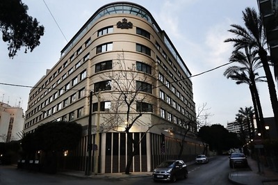 Landmark Lebanese Hotel Folds Amid Coronavirus, Economic Crisis