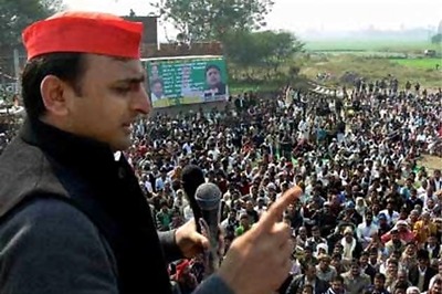 Akhilesh favours debate on FDI
