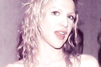 Courtney Love loses house