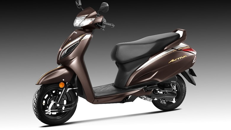 Honda Activa 6G 20th Anniversary Edition Launched in India at Rs 66,816, Gets New Colour Option