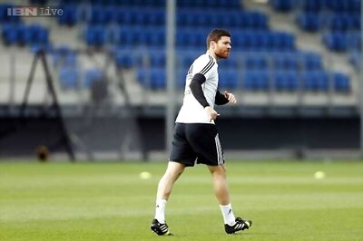 Real Madrid midfielder Xabi Alonso has burst eardrum