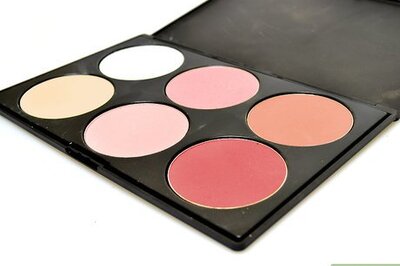 How to Wear Blush