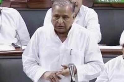 Govt broke consensus on foreign policy: Mulayam